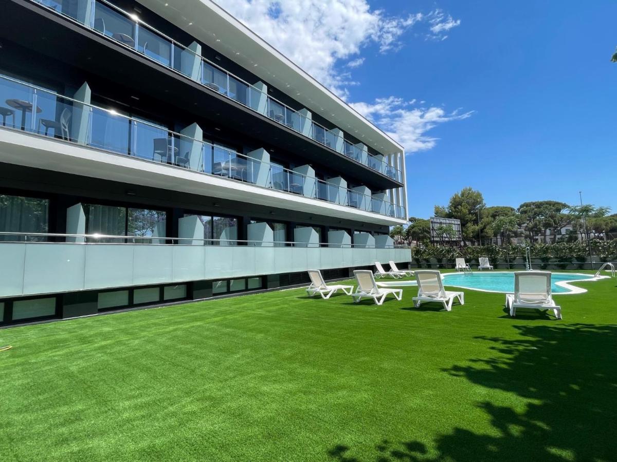Hotel C31 Castelldefels Zewnętrze zdjęcie