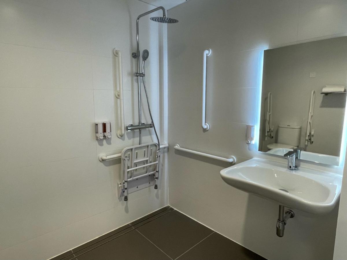 Hotel C31 Castelldefels Zewnętrze zdjęcie