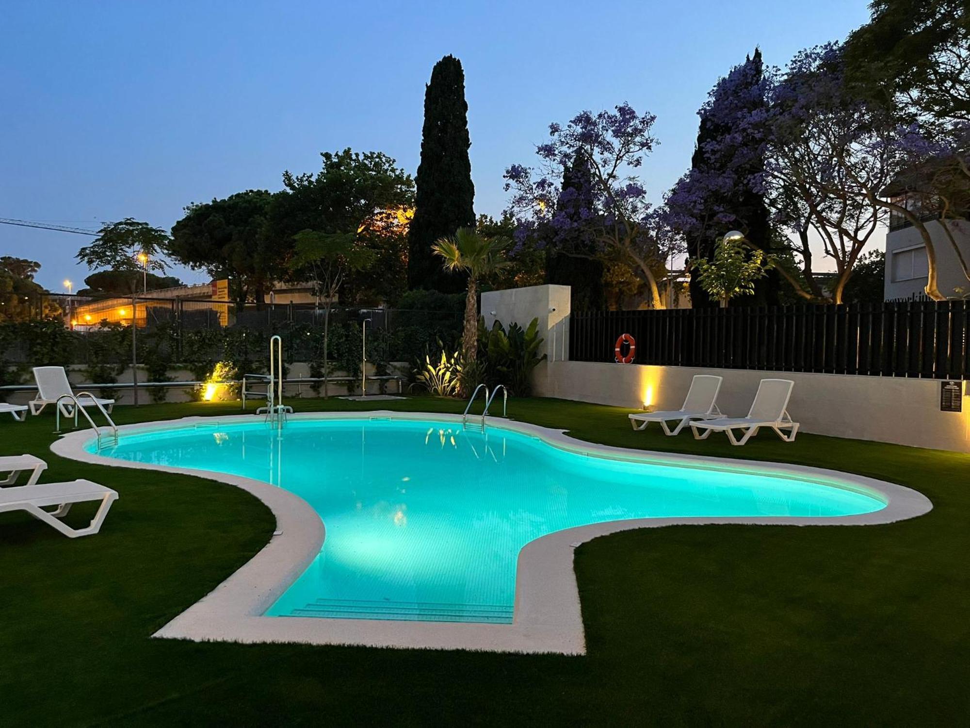 Hotel C31 Castelldefels Zewnętrze zdjęcie