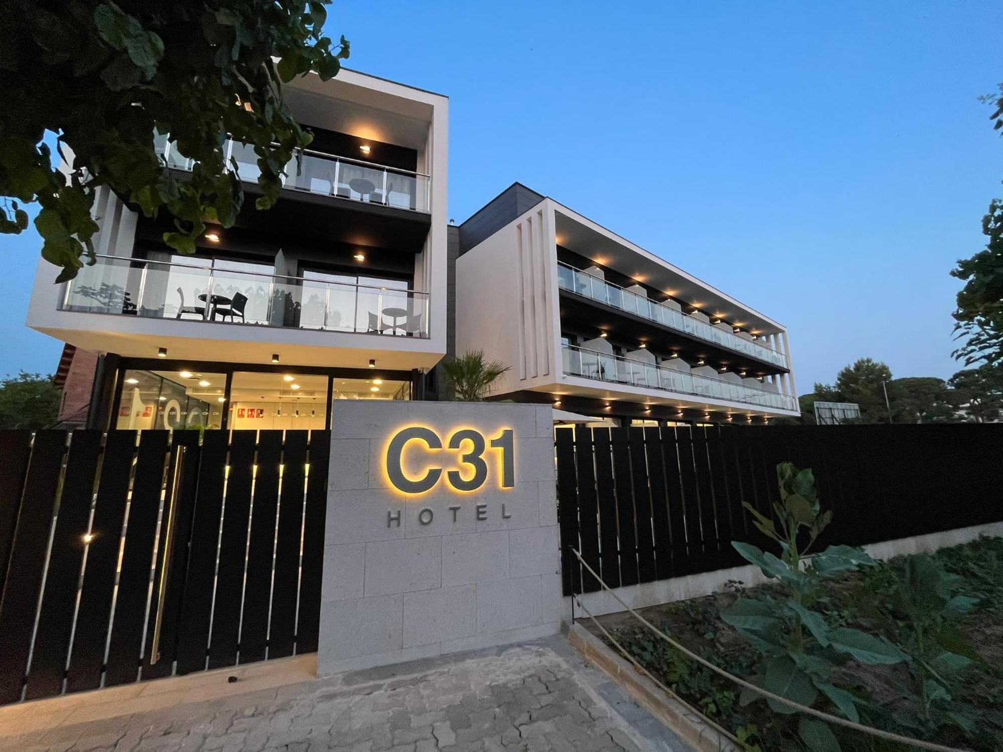 Hotel C31 Castelldefels Zewnętrze zdjęcie